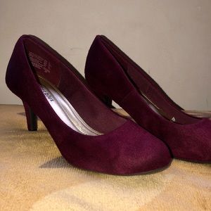 Burgundy women heels
